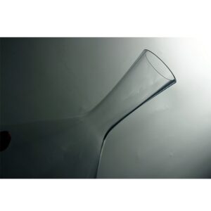 Belle carafe pour le vin